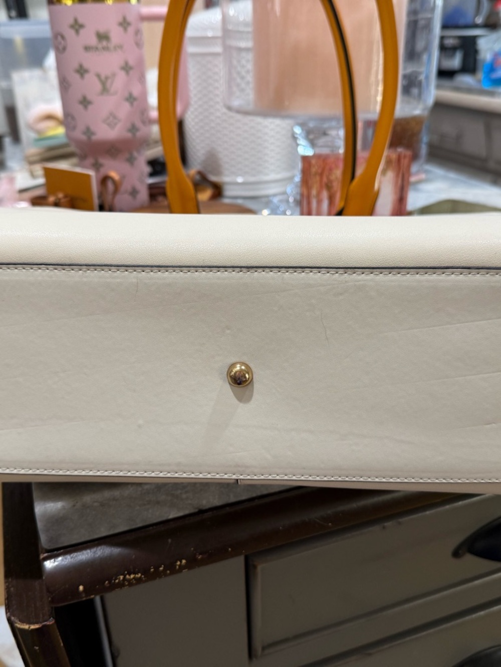Bostanten Cream & Mustard Two-Tone Briefcase Tote. - Picture 6 of 9